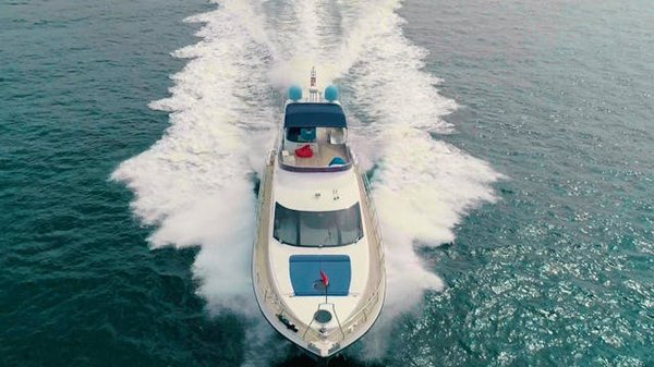 Comment organiser une croisière pour découvrir les traditions artisanales en Afrique de l'Ouest?